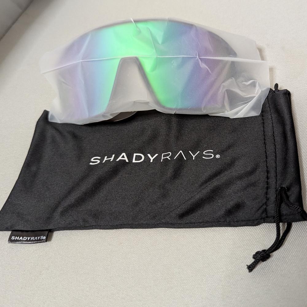 NWT Shady Rays Rival Smoke Emerald Polarized Sunglasses